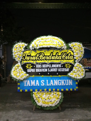 Papan Bunga Duka di Kalitidu